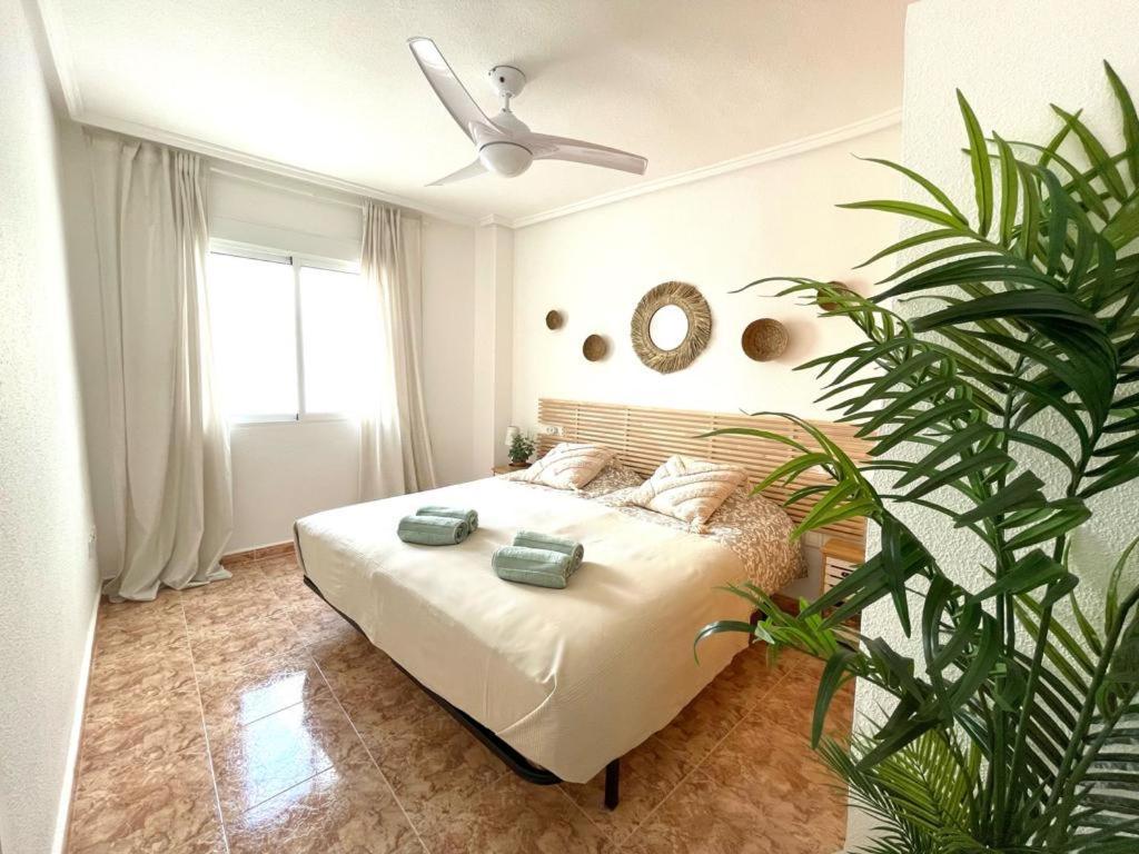 Appartamento Apartamento Azzurro Torrevieja Esterno foto