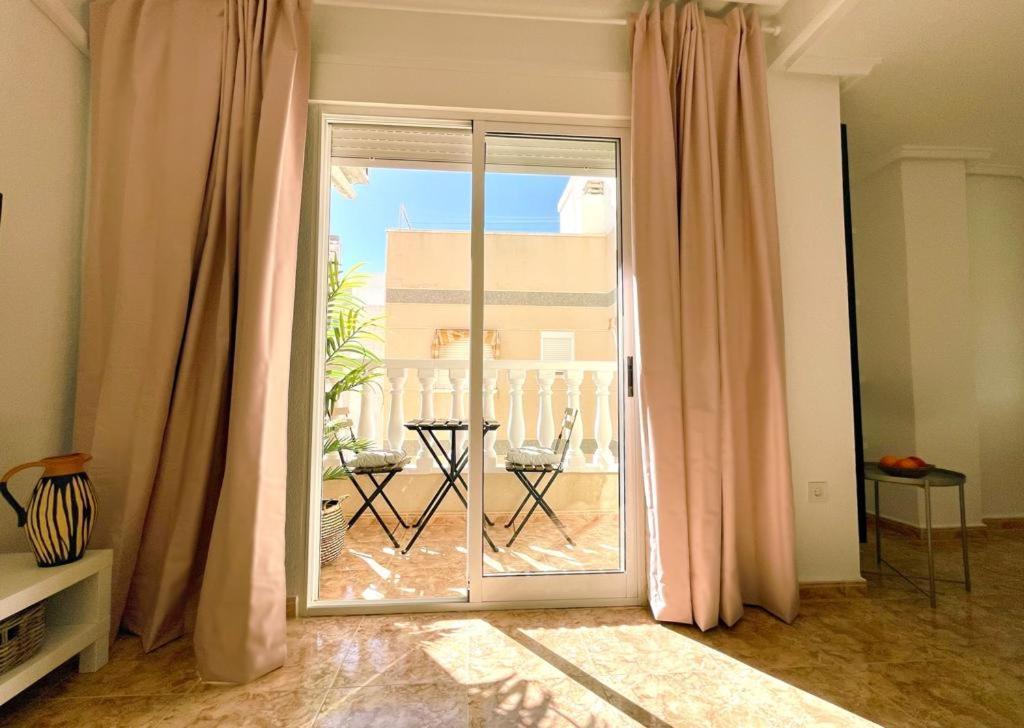 Appartamento Apartamento Azzurro Torrevieja Esterno foto
