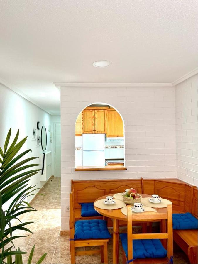 Appartamento Apartamento Azzurro Torrevieja Esterno foto