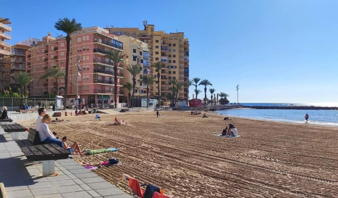 Appartamento Apartamento Azzurro Torrevieja Esterno foto