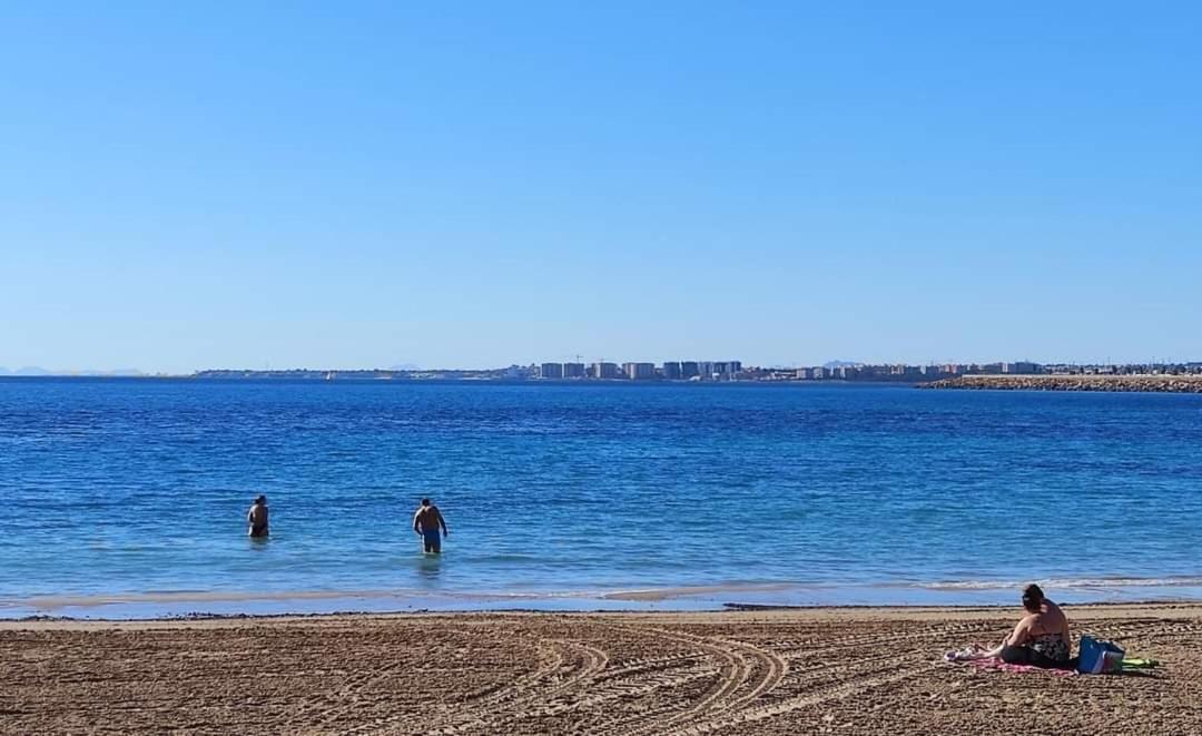 Appartamento Apartamento Azzurro Torrevieja Esterno foto